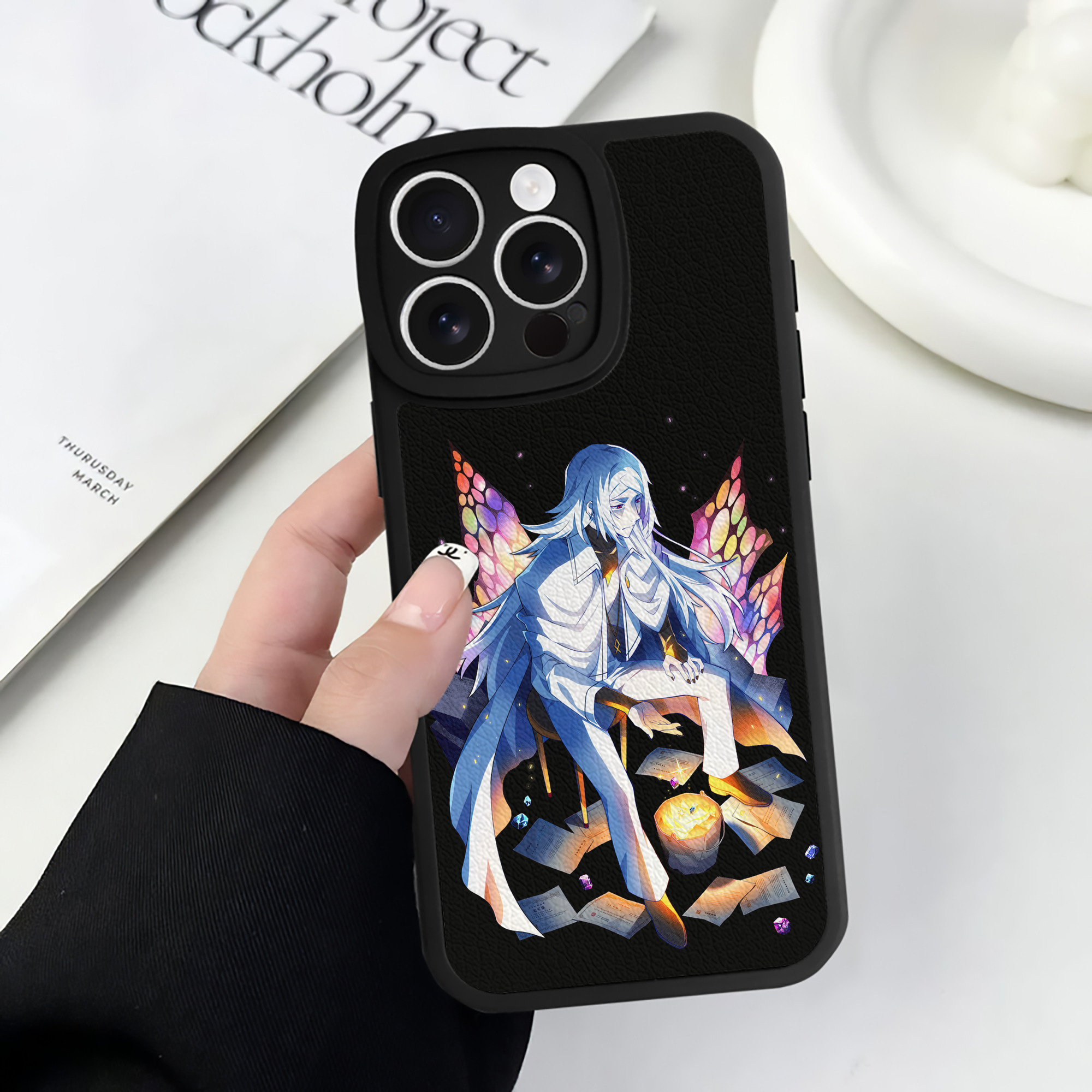 （画像用） 文豪ストレイドッグス Bungo Stray Dogs 【iPhone 16シリーズ対応】シリコンスマホケース（レザー調） 材質：シリコン
